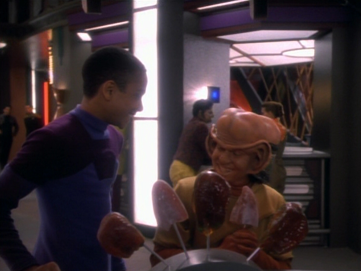 extant_StarTrekDS9_1x11-TheNagus_03687.jpg