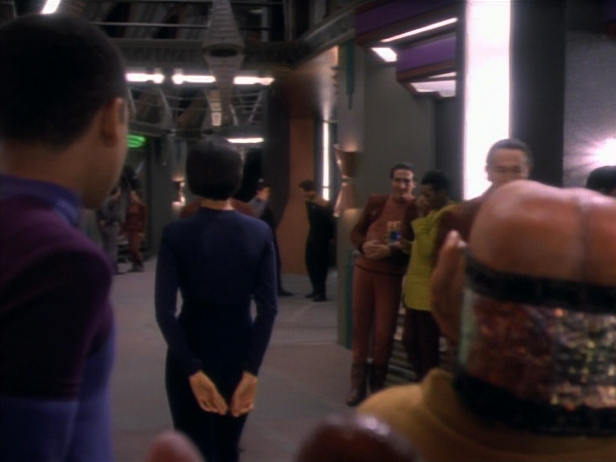 extant_StarTrekDS9_1x11-TheNagus_03694.jpg