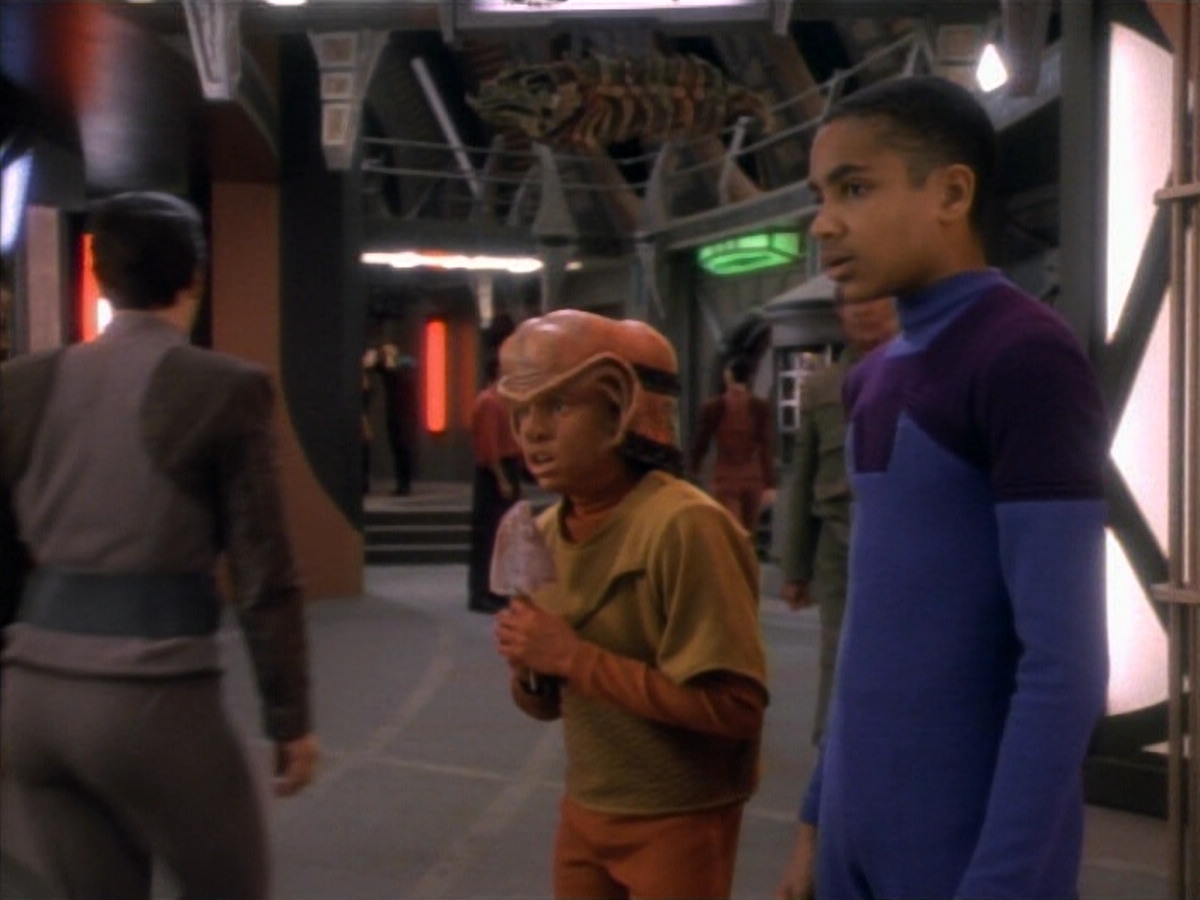 extant_StarTrekDS9_1x11-TheNagus_03698.jpg