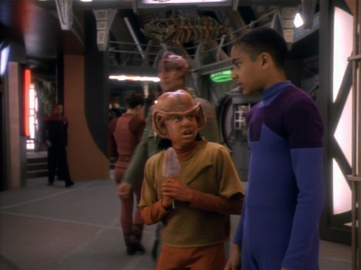 extant_StarTrekDS9_1x11-TheNagus_03700.jpg