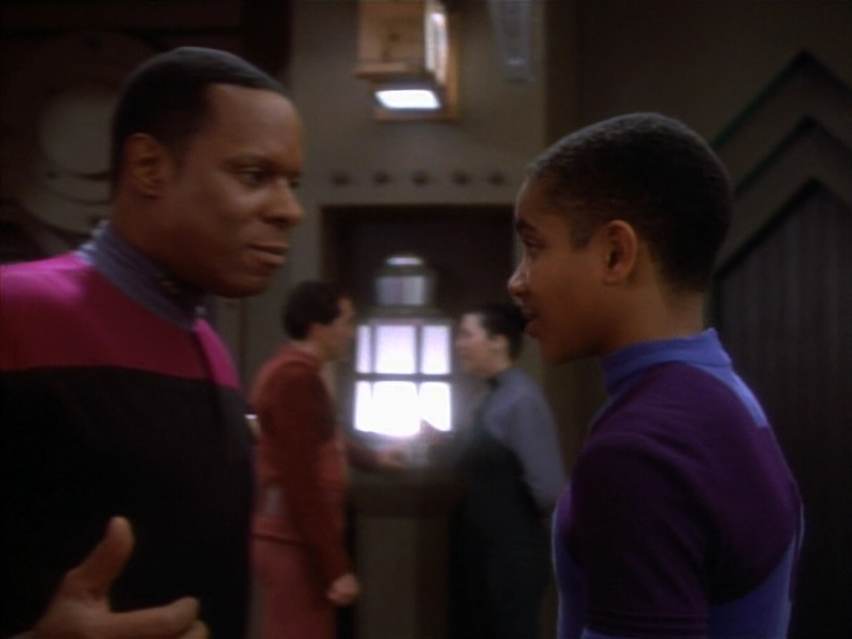 extant_StarTrekDS9_1x11-TheNagus_03716.jpg