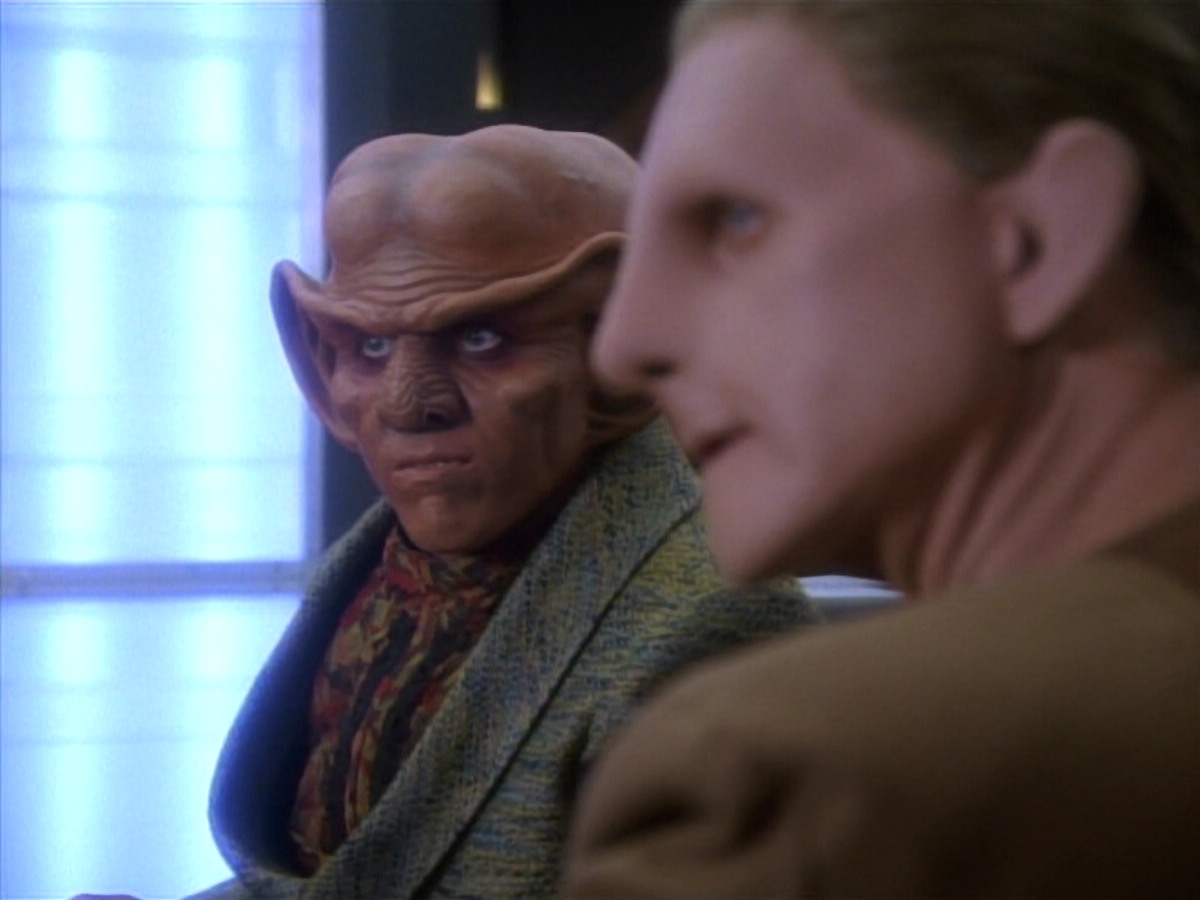 extant_StarTrekDS9_1x12-Vortex_00071.jpg
