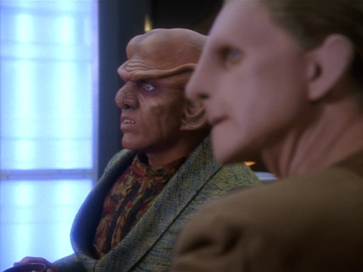 extant_StarTrekDS9_1x12-Vortex_00075.jpg