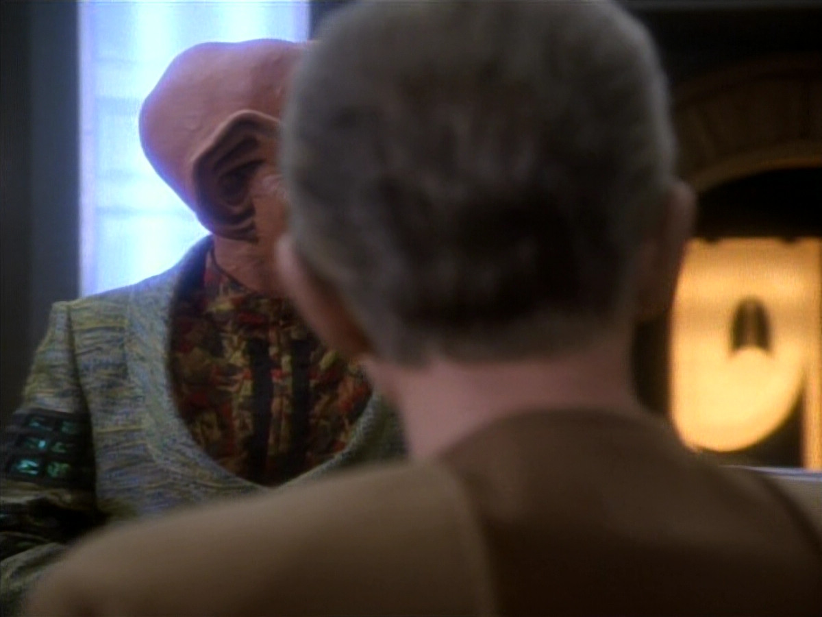 extant_StarTrekDS9_1x12-Vortex_00125.jpg