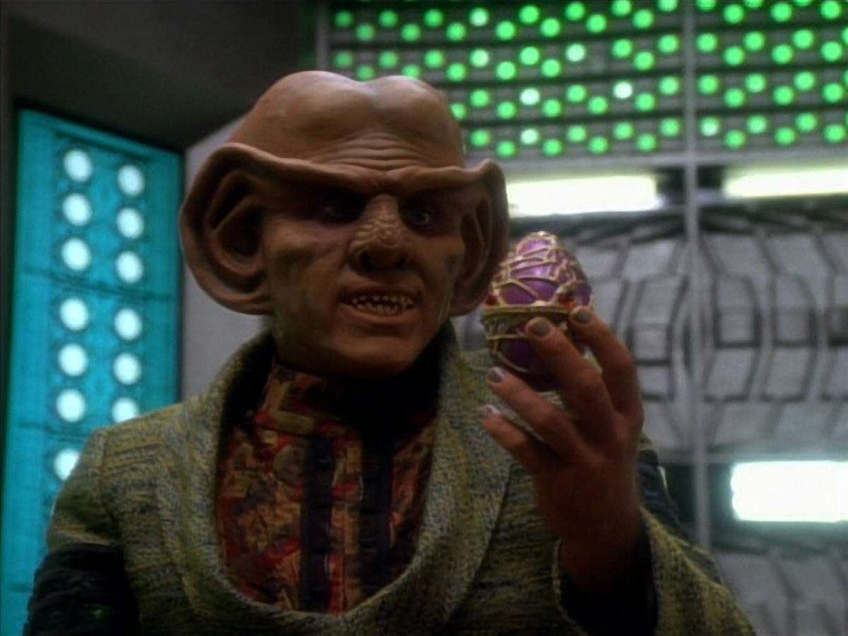 extant_StarTrekDS9_1x12-Vortex_00470.jpg