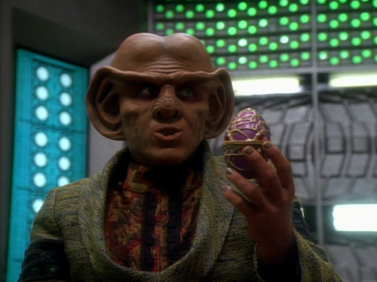 extant_StarTrekDS9_1x12-Vortex_00475.jpg