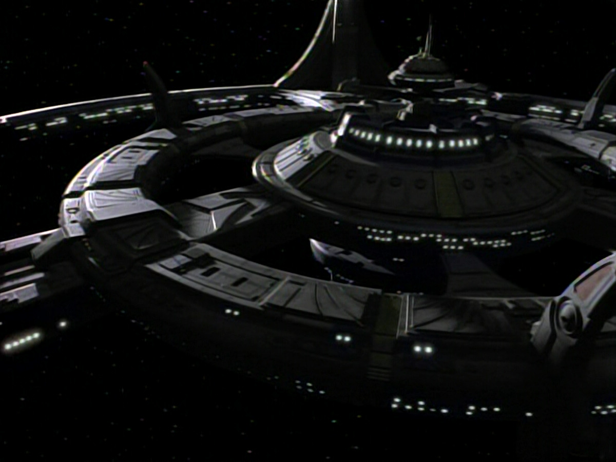 extant_StarTrekDS9_1x12-Vortex_00630.jpg