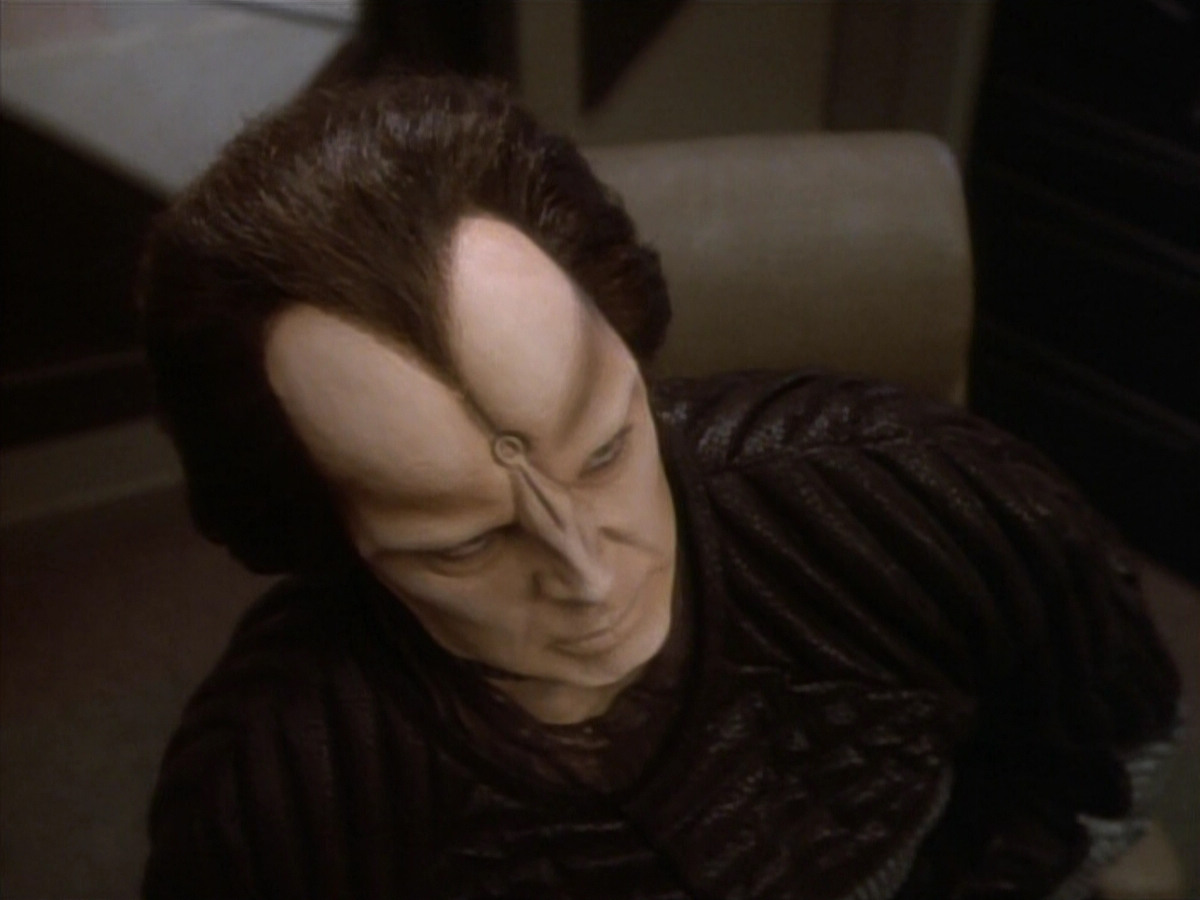 extant_StarTrekDS9_1x12-Vortex_00634.jpg
