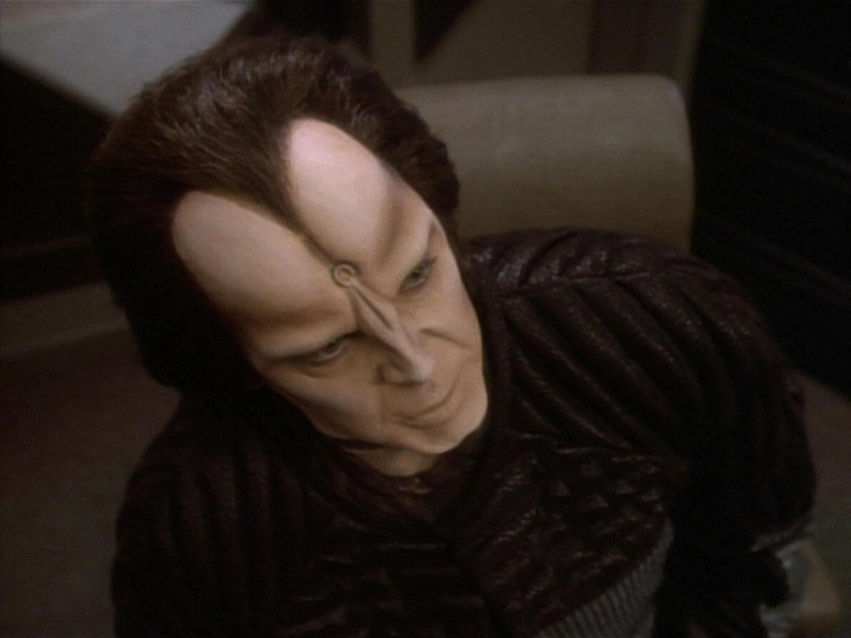 extant_StarTrekDS9_1x12-Vortex_00639.jpg