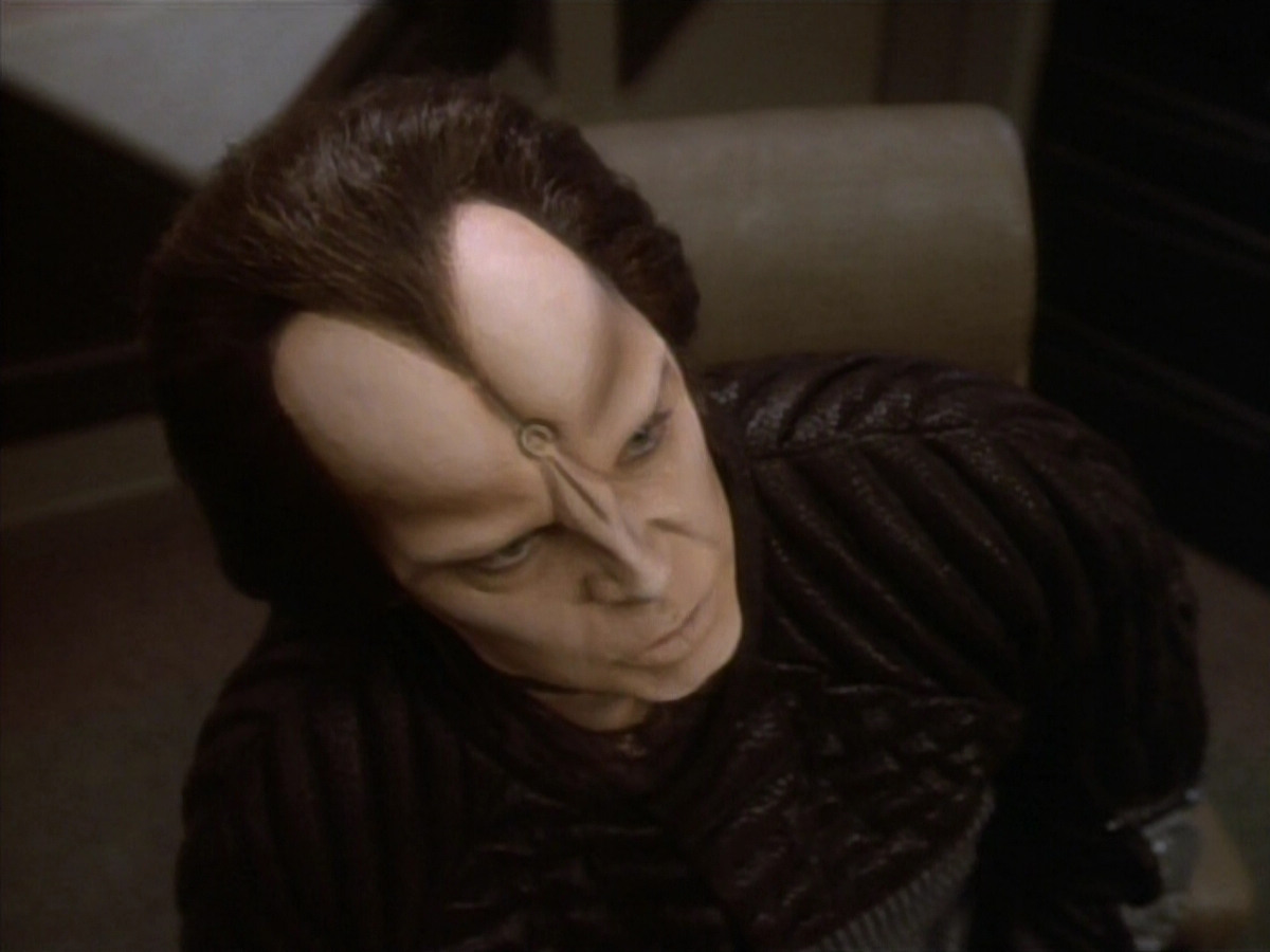 extant_StarTrekDS9_1x12-Vortex_00641.jpg