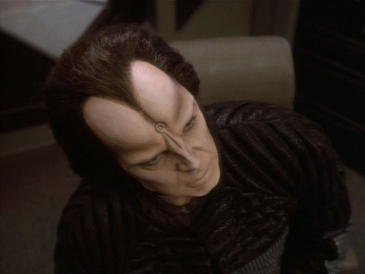 extant_StarTrekDS9_1x12-Vortex_00648.jpg