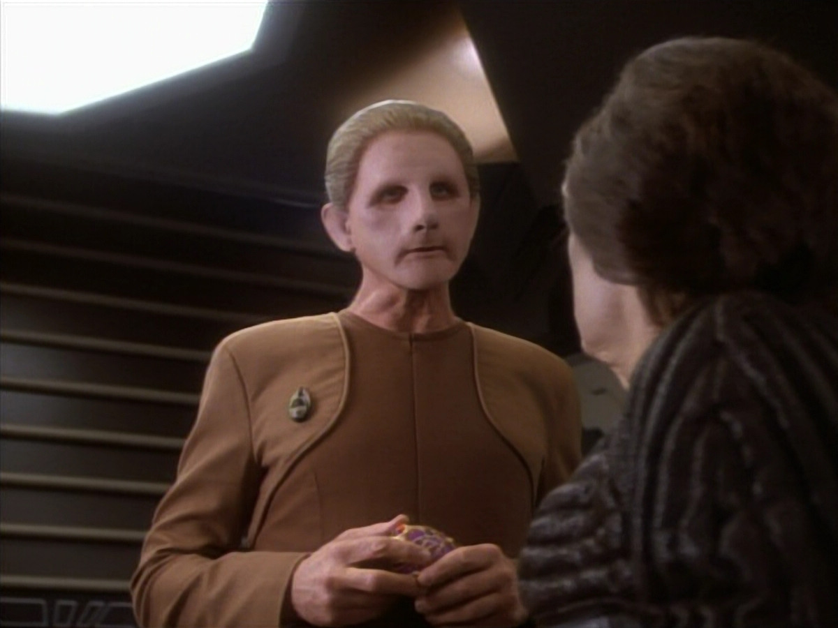 extant_StarTrekDS9_1x12-Vortex_00664.jpg