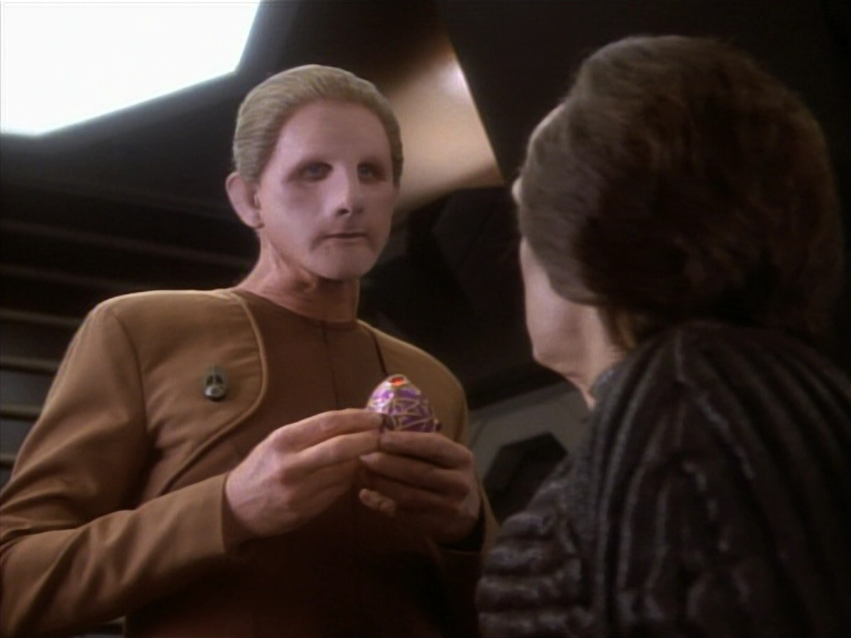 extant_StarTrekDS9_1x12-Vortex_00666.jpg