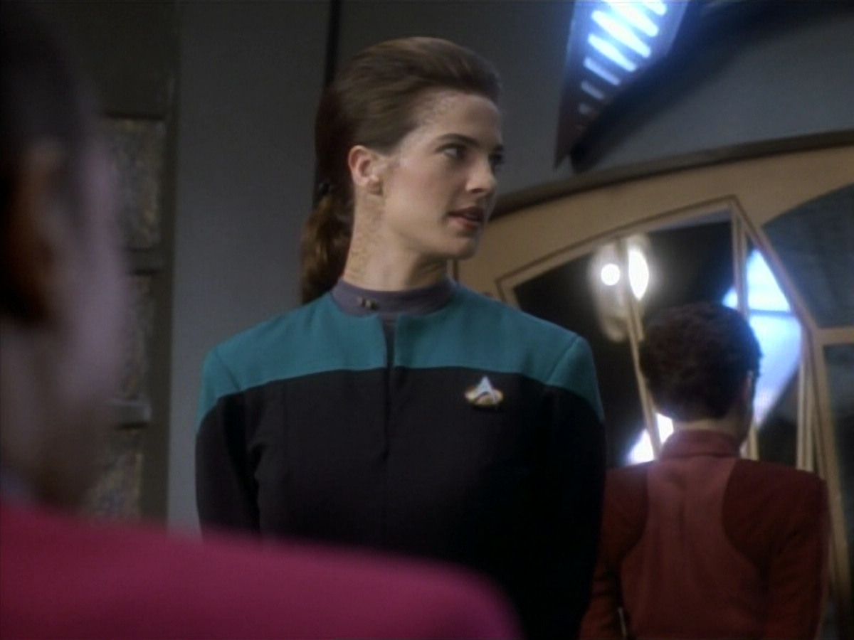 extant_StarTrekDS9_1x12-Vortex_01002.jpg
