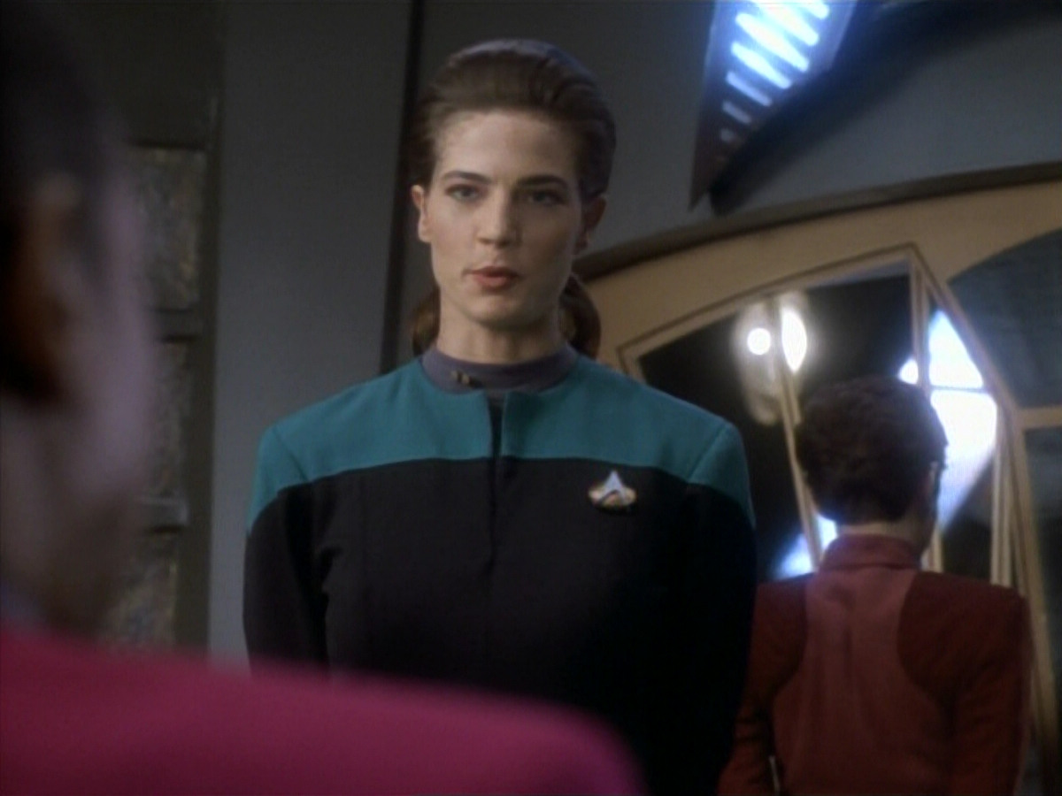 extant_StarTrekDS9_1x12-Vortex_01003.jpg