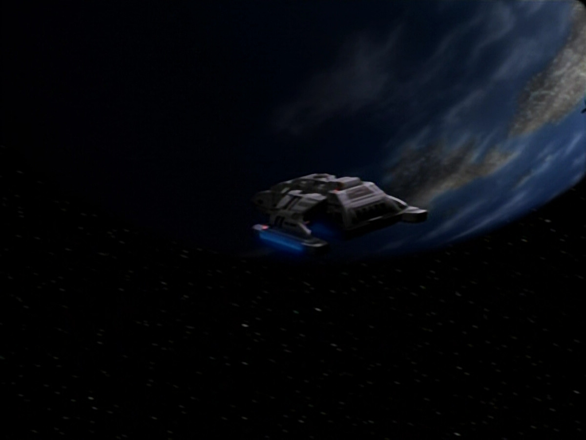 extant_StarTrekDS9_1x12-Vortex_01540.jpg