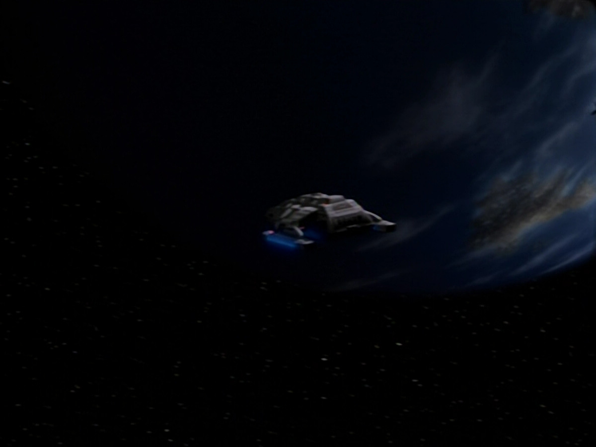 extant_StarTrekDS9_1x12-Vortex_01541.jpg