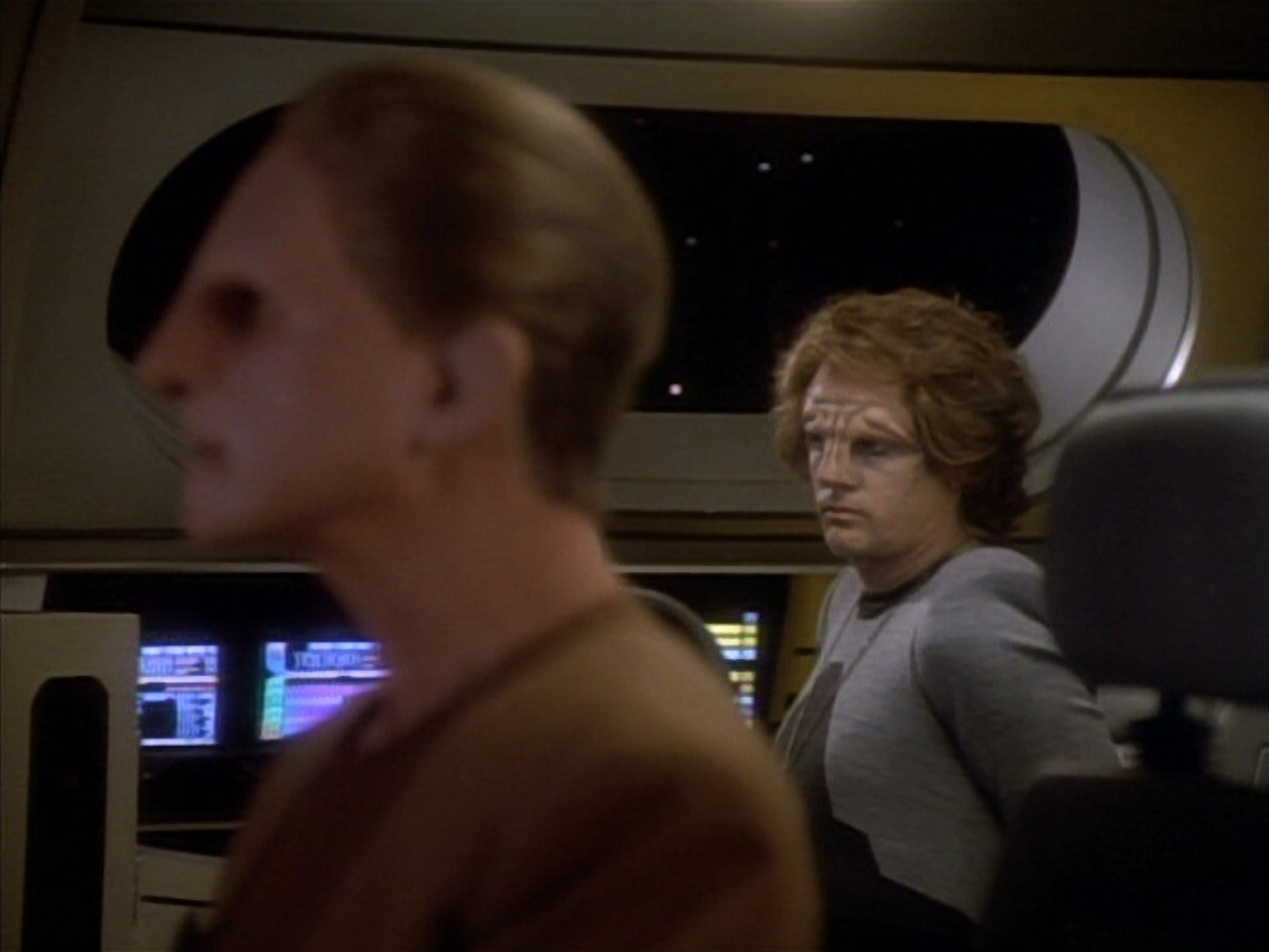 extant_StarTrekDS9_1x12-Vortex_02590.jpg