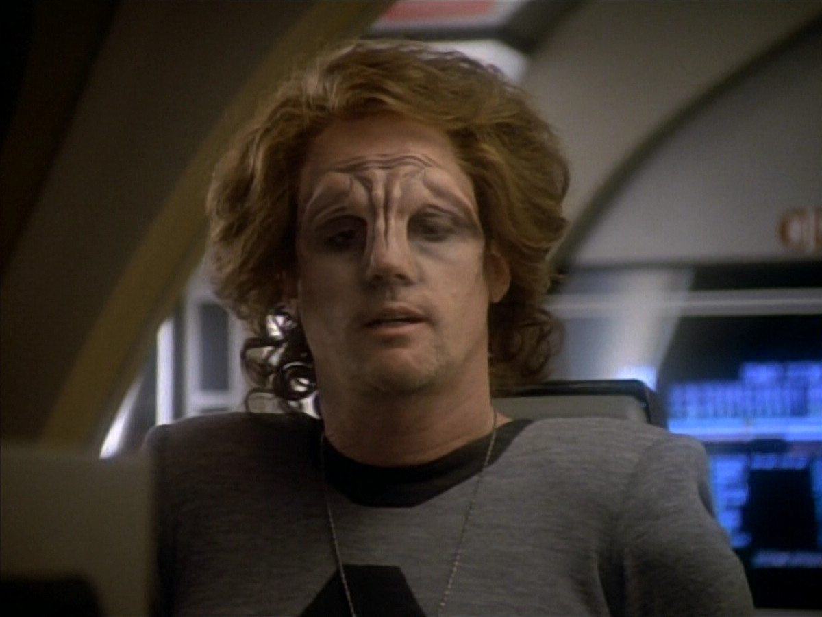 extant_StarTrekDS9_1x12-Vortex_02640.jpg