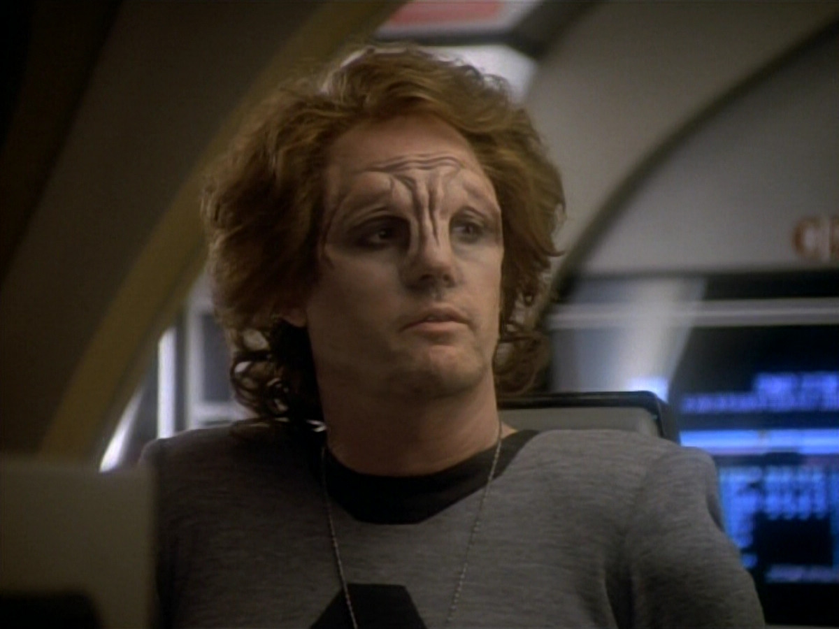 extant_StarTrekDS9_1x12-Vortex_02657.jpg