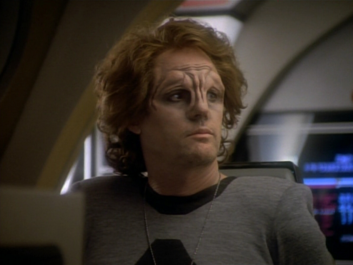 extant_StarTrekDS9_1x12-Vortex_02680.jpg