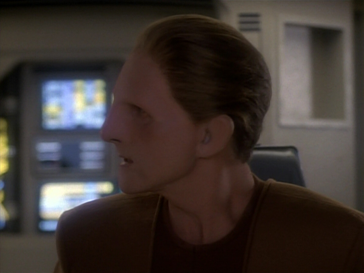 extant_StarTrekDS9_1x12-Vortex_02783.jpg