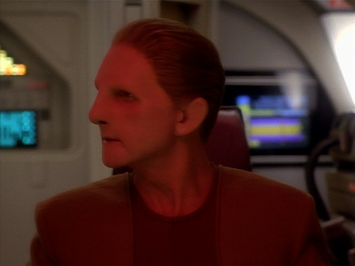 extant_StarTrekDS9_1x12-Vortex_02851.jpg