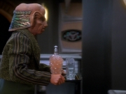 extant_StarTrekDS9_1x12-Vortex_00248.jpg
