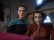 extant_StarTrekDS9_1x12-Vortex_01017.jpg