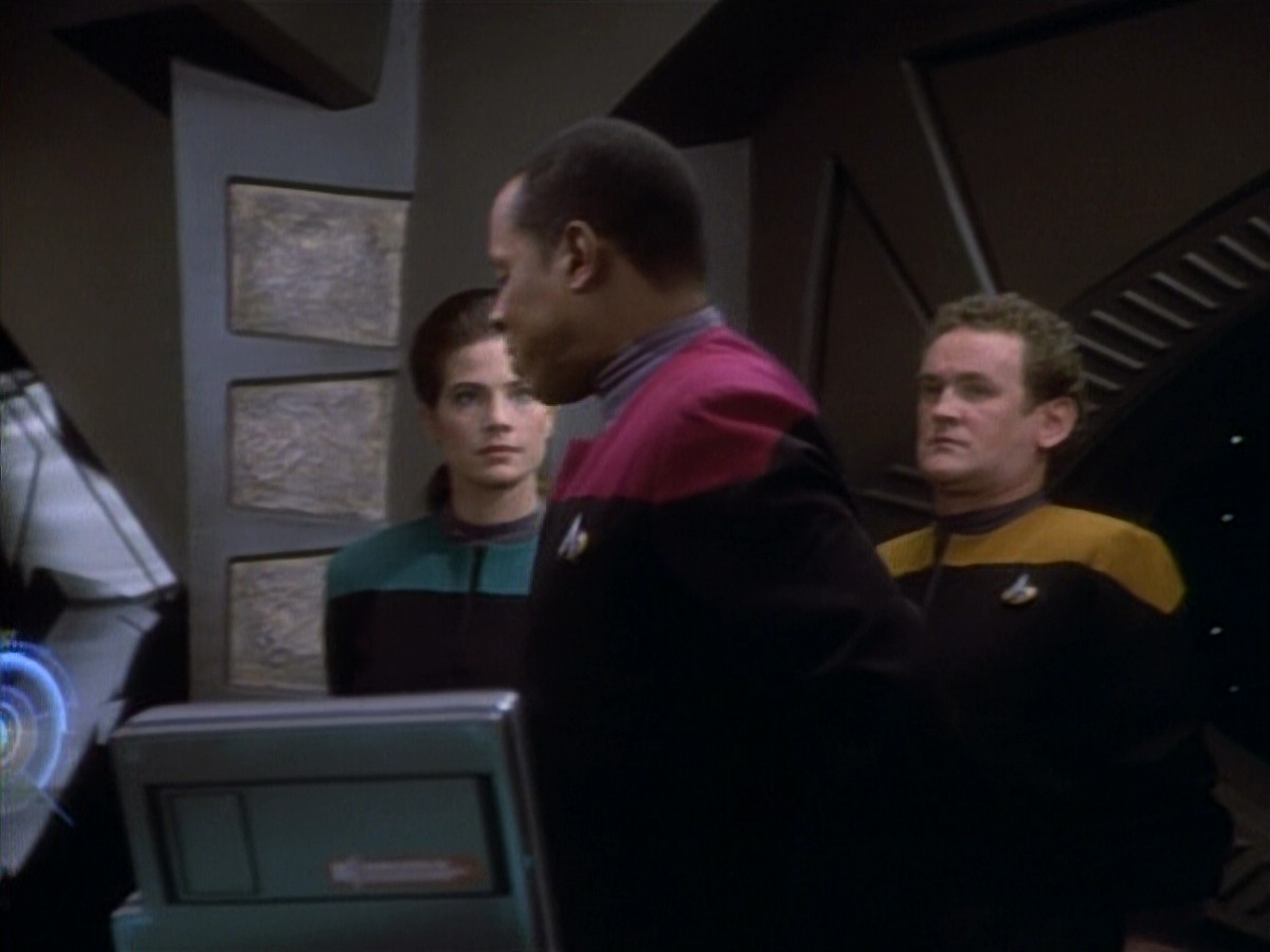 extant_StarTrekDS9_1x13-BattleLines_00042.jpg