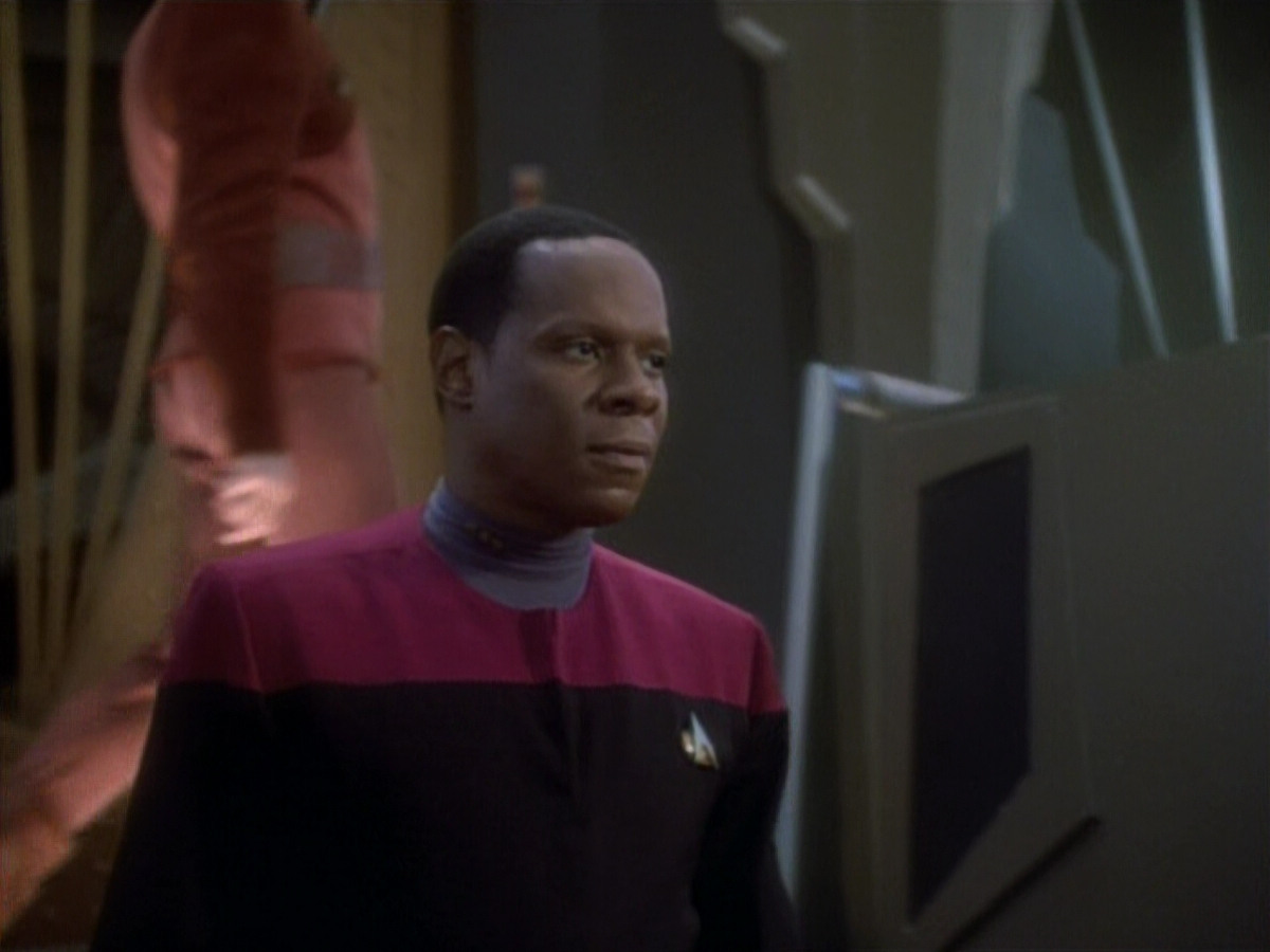 extant_StarTrekDS9_1x13-BattleLines_00075.jpg