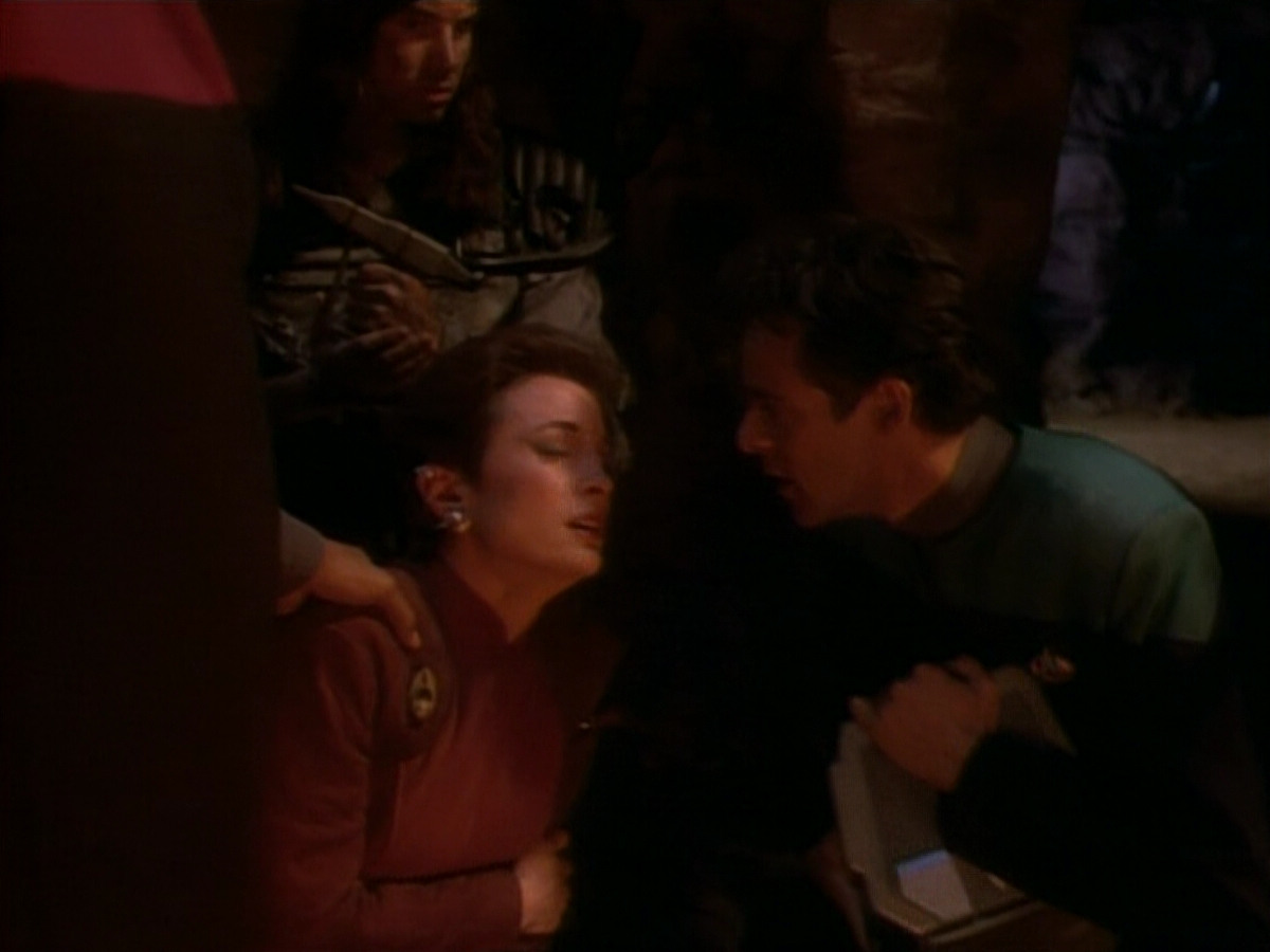 extant_StarTrekDS9_1x13-BattleLines_01273.jpg