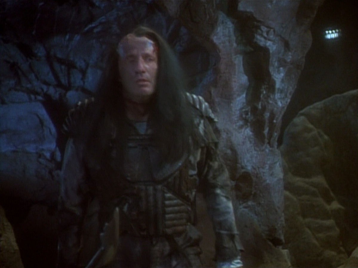 extant_StarTrekDS9_1x13-BattleLines_03567.jpg