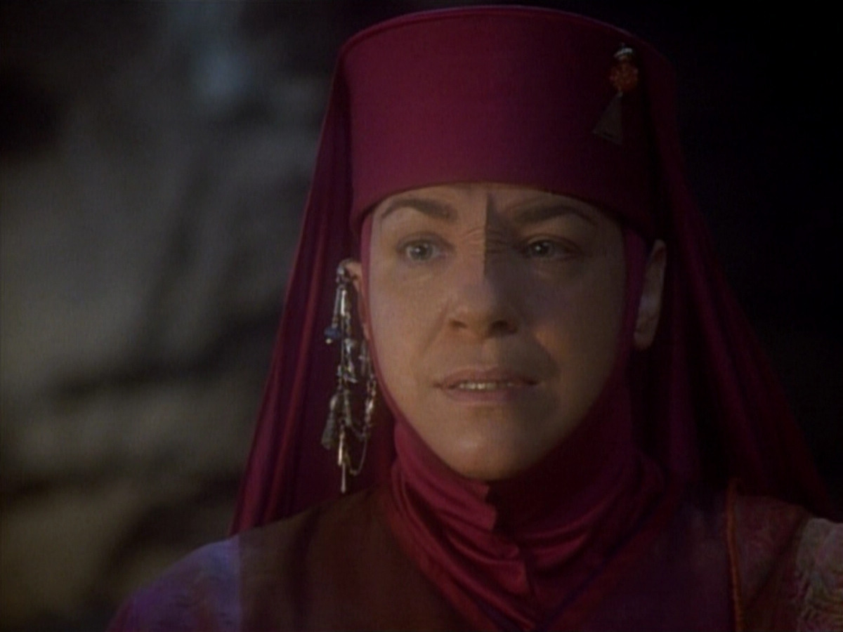 extant_StarTrekDS9_1x13-BattleLines_03751.jpg