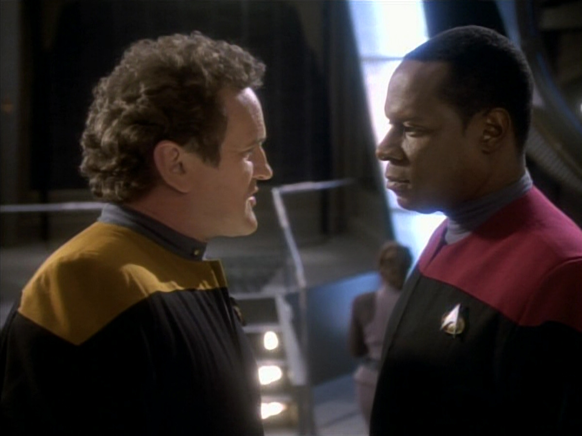 extant_StarTrekDS9_1x14-TheStoryteller_00046.jpg