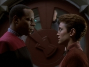 extant_StarTrekDS9_1x14-TheStoryteller_00186.jpg