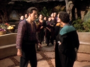 extant_StarTrekDS9_1x14-TheStoryteller_00578.jpg
