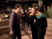 extant_StarTrekDS9_1x14-TheStoryteller_00579.jpg