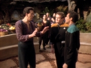 extant_StarTrekDS9_1x14-TheStoryteller_00583.jpg