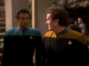 extant_StarTrekDS9_1x14-TheStoryteller_01099.jpg