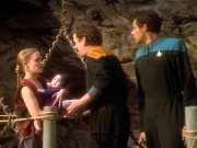 extant_StarTrekDS9_1x14-TheStoryteller_02635.jpg