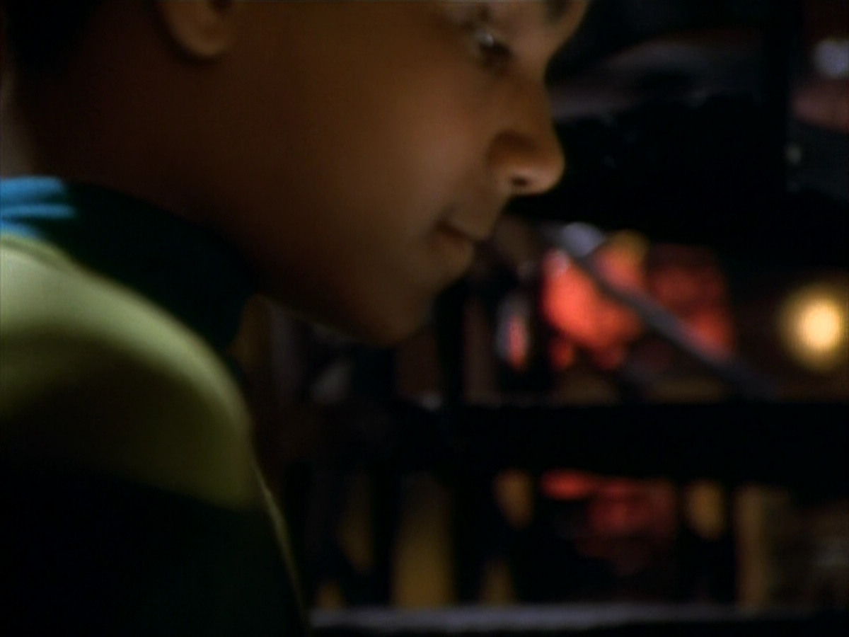 extant_StarTrekDS9_1x15-Progress_00009.jpg