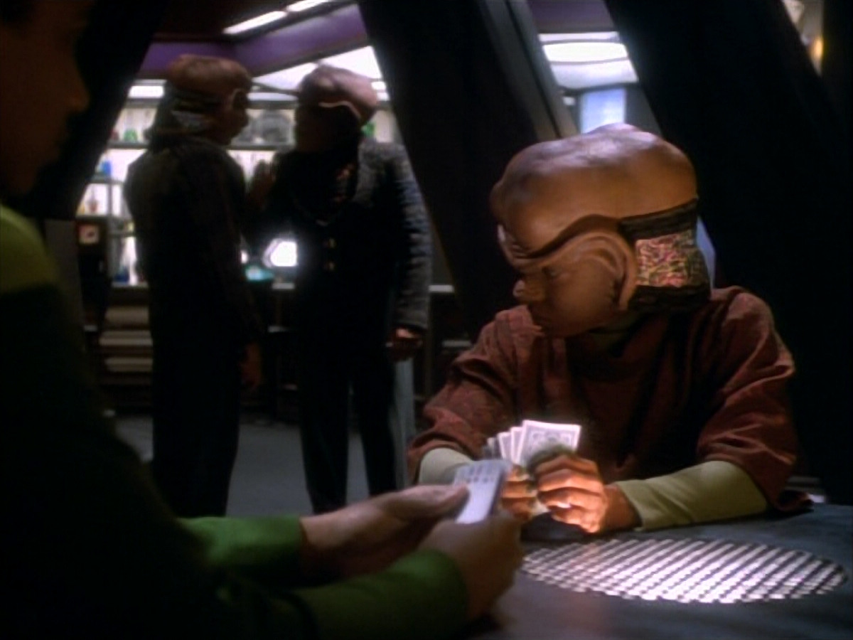 extant_StarTrekDS9_1x15-Progress_00036.jpg