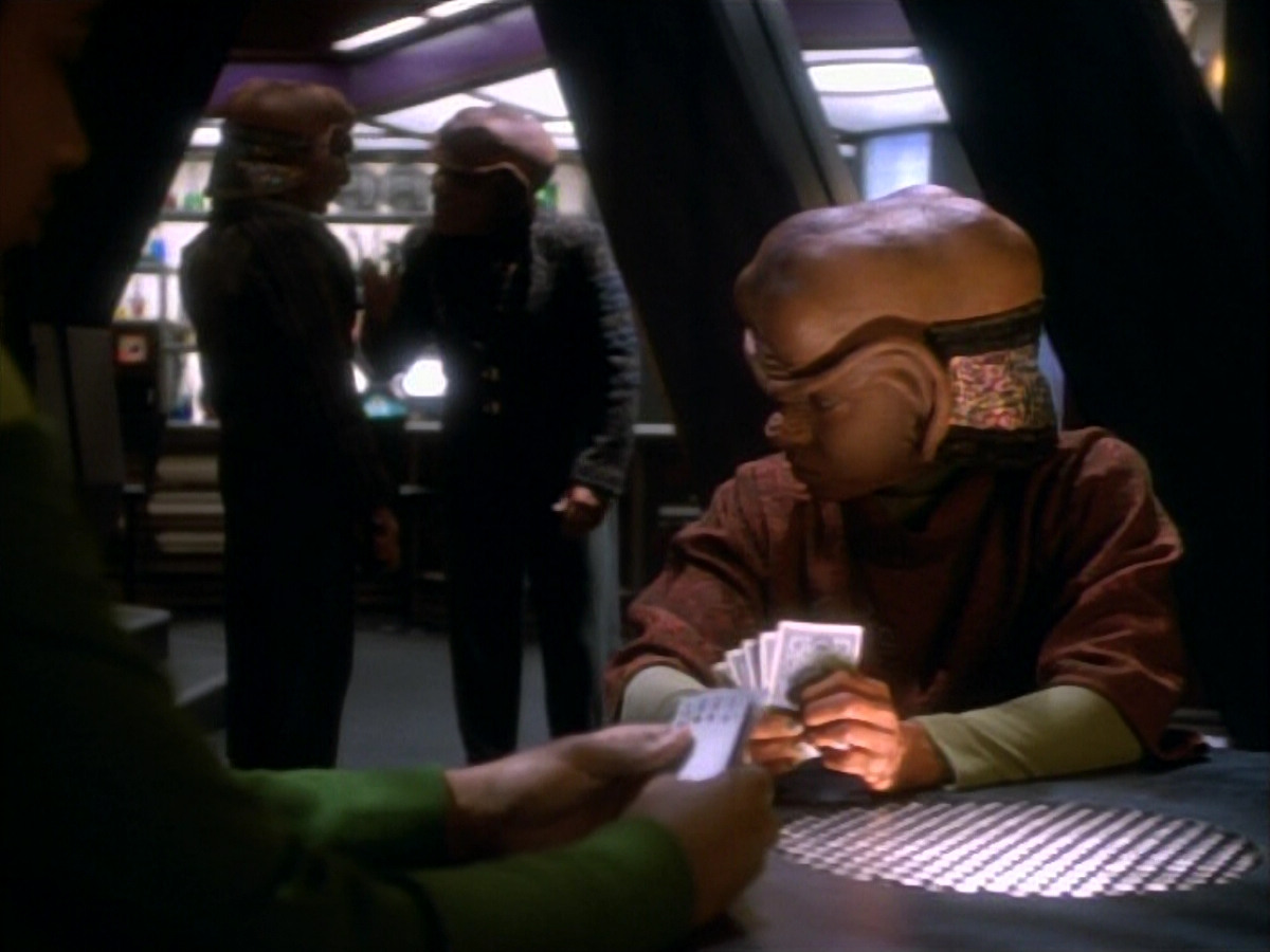 extant_StarTrekDS9_1x15-Progress_00038.jpg