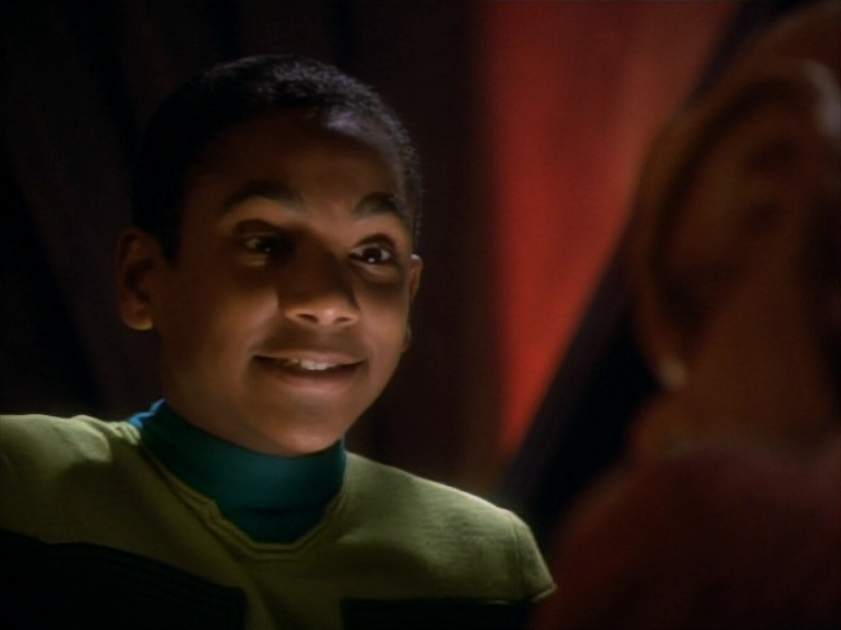 extant_StarTrekDS9_1x15-Progress_00072.jpg