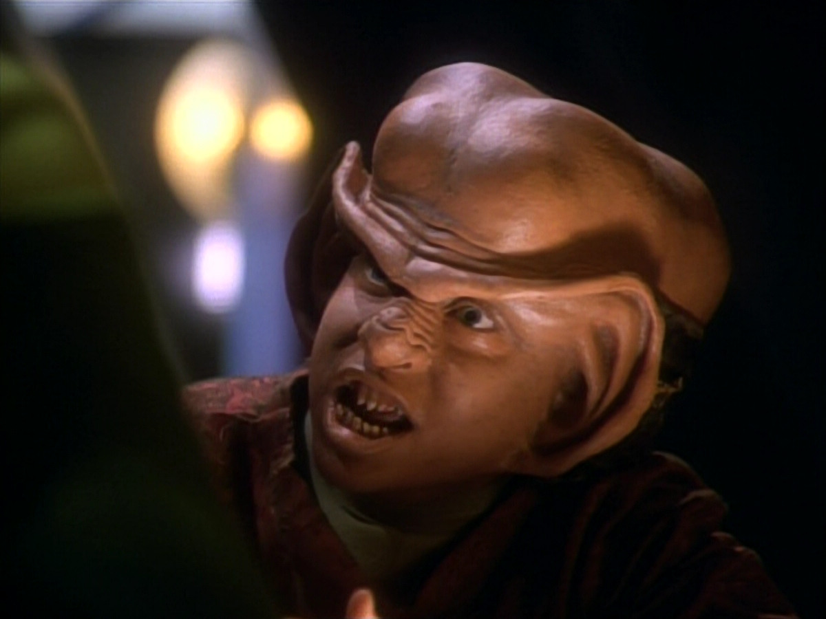 extant_StarTrekDS9_1x15-Progress_00091.jpg
