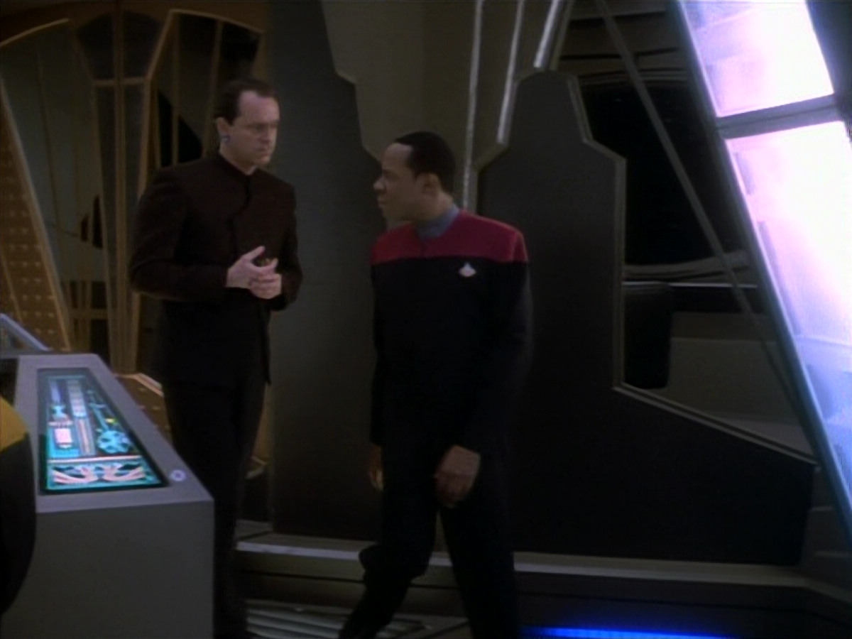 extant_StarTrekDS9_1x15-Progress_00125.jpg