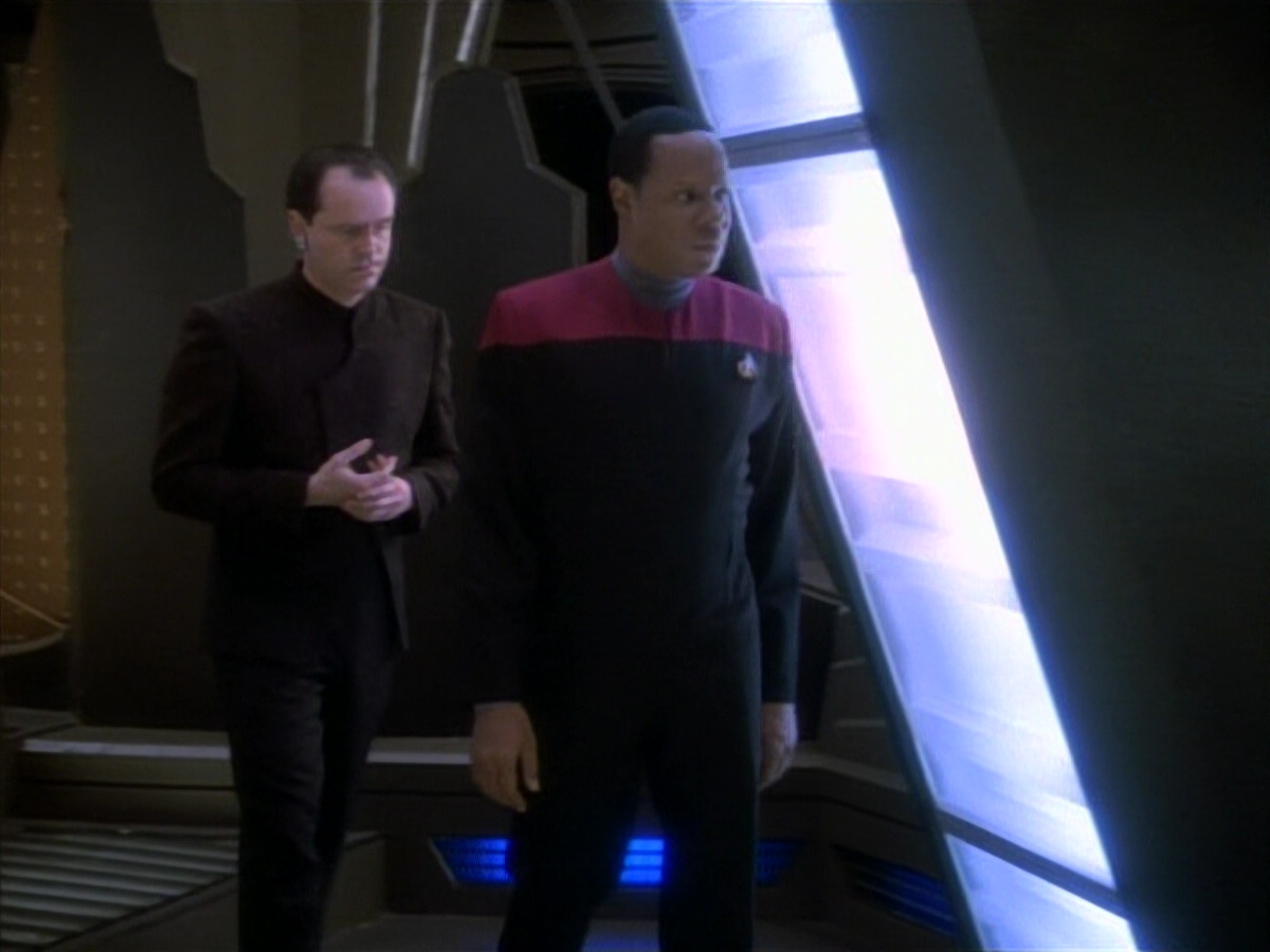 extant_StarTrekDS9_1x15-Progress_00127.jpg