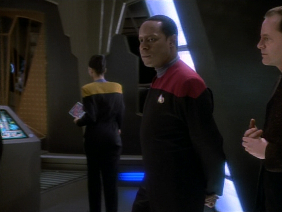 extant_StarTrekDS9_1x15-Progress_00137.jpg