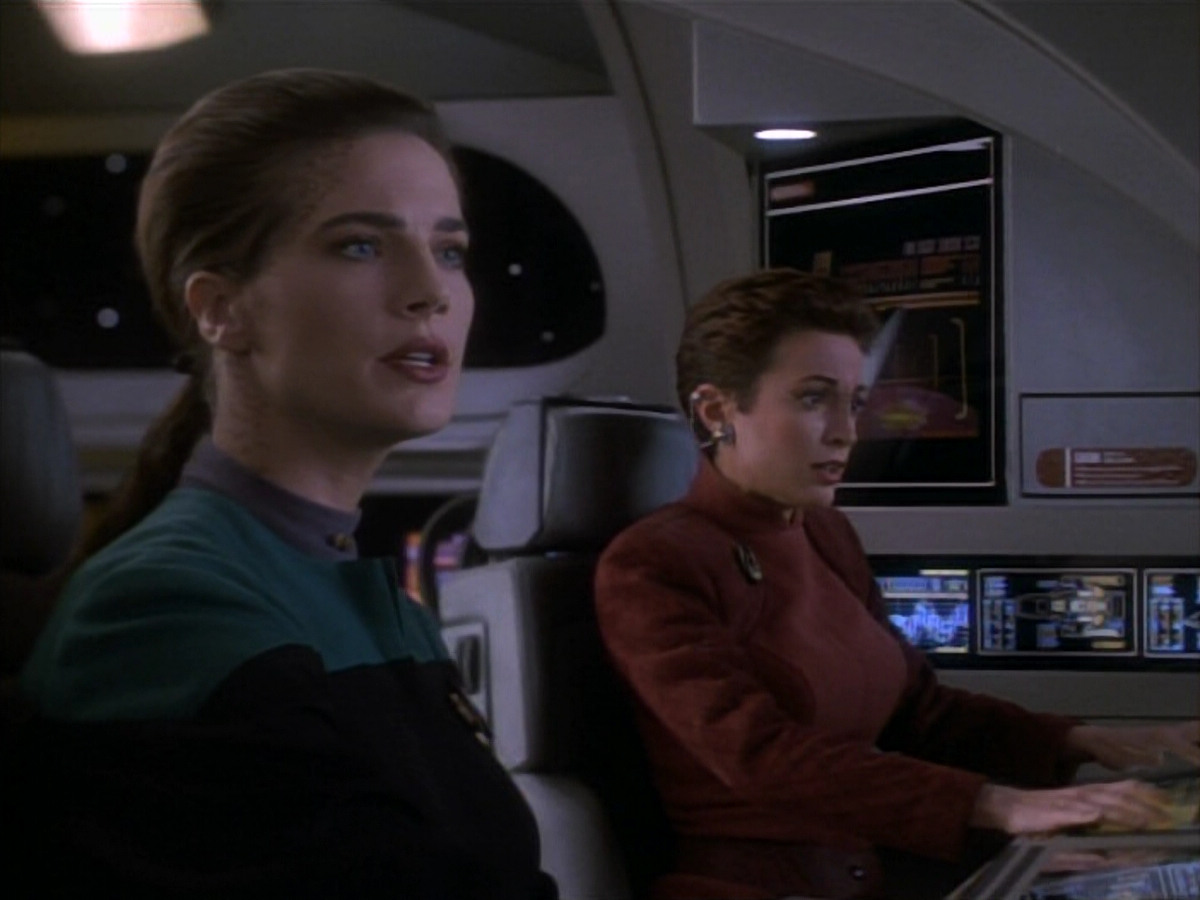 extant_StarTrekDS9_1x15-Progress_00240.jpg